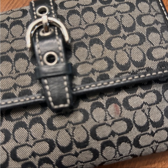 Vintage Coach Soho Signature Shoulder Bag and Wallet - Picture 6 of 9